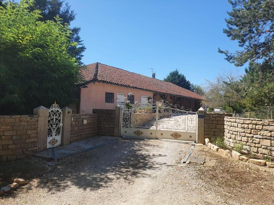 Dependance Pour 1 A 4 Pers Au Calme Dans Propriete Villa Marboz Kültér fotó